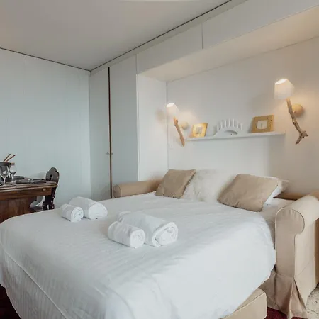 Avec Vue Spectaculaire Sur Les Montagnes Διαμέρισμα